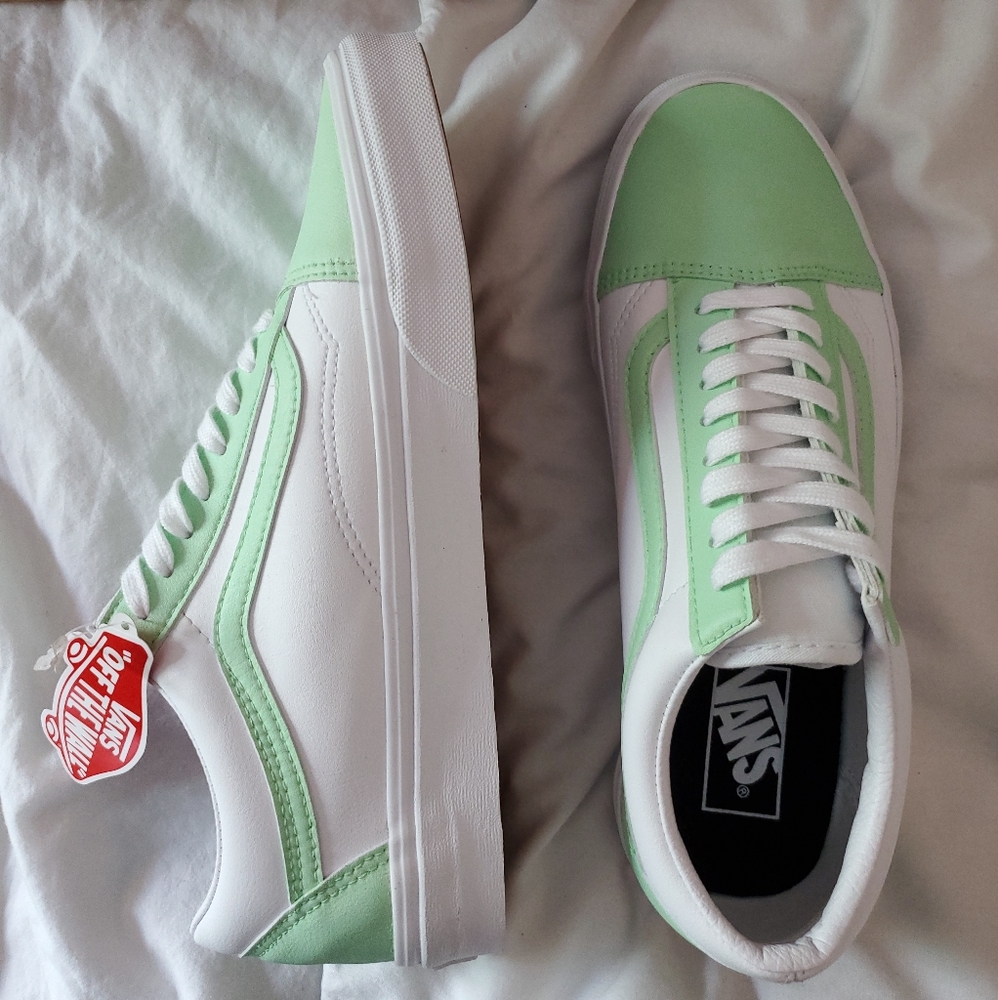 Vans Green/White Custom Shoes - Picture 3 of 6